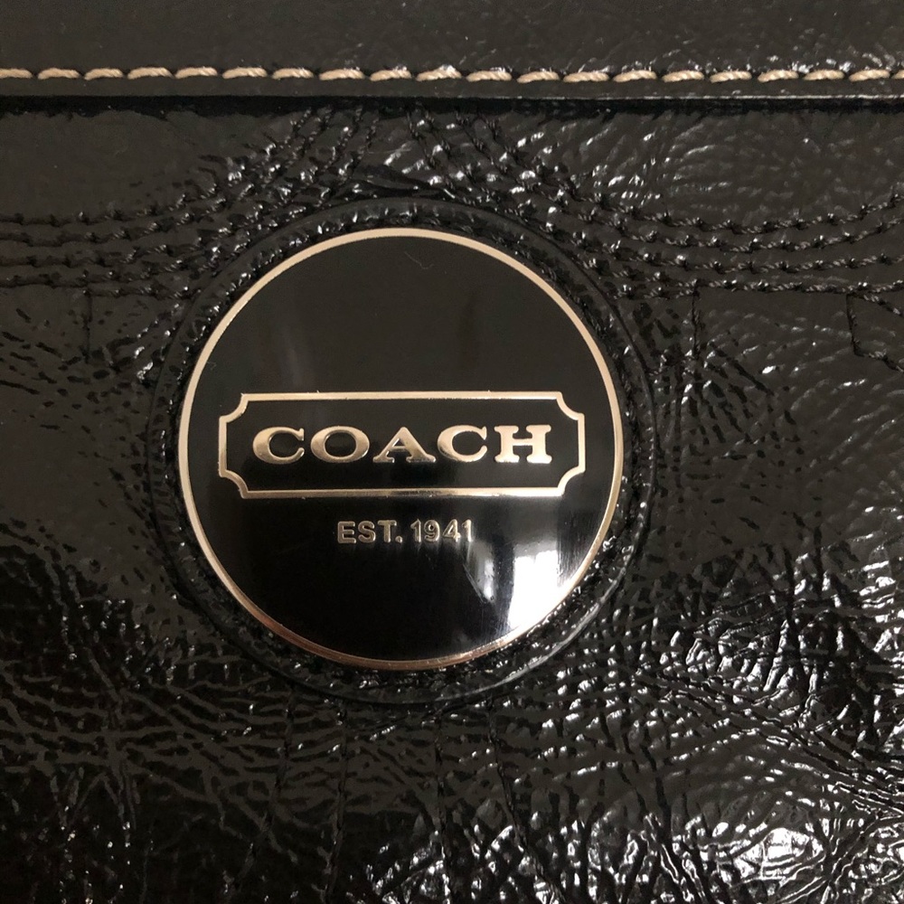 COACH patent leather tote - Picture 3 of 5